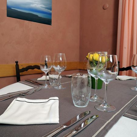 Hotel De La Gare Yvonand Экстерьер фото